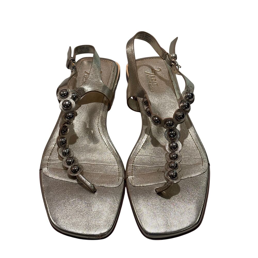 27EDIT NATURALIZER Women’s sandals size 10